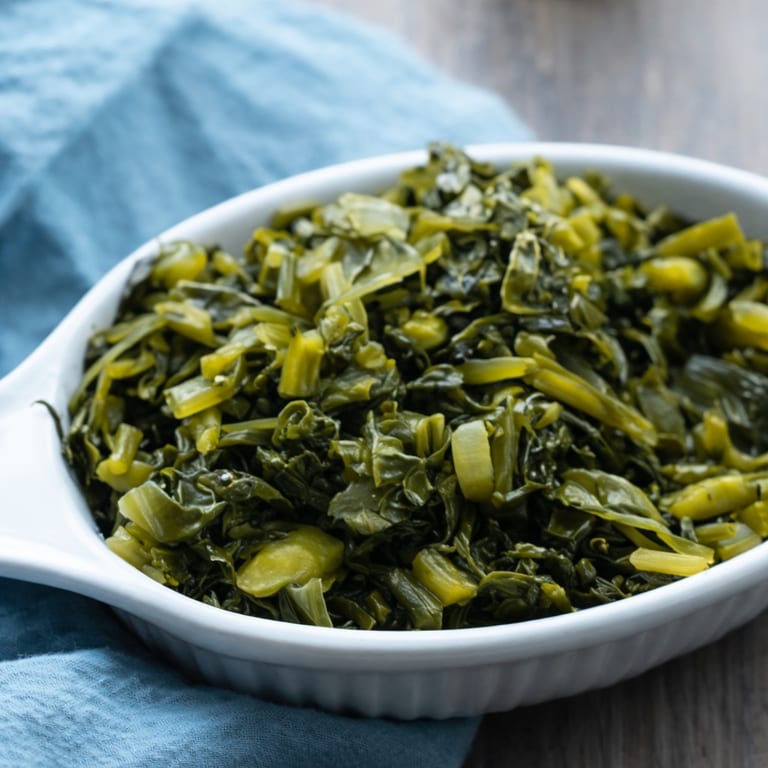 Must-Try Collard Greens and Southern Specialties