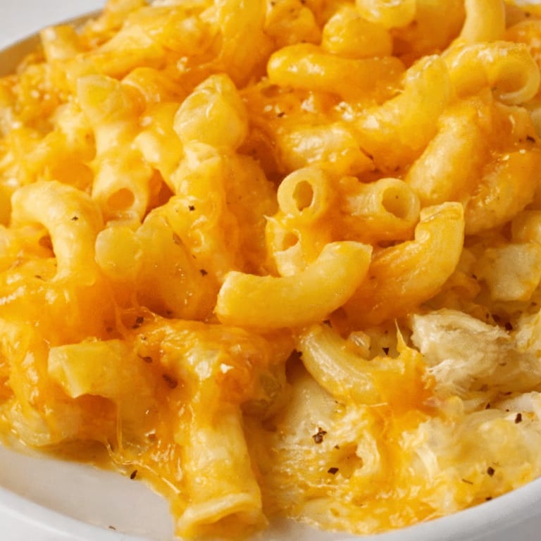 Indulge in Our Creamy Macaroni and Cheese